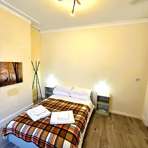 orford-village-room.cambridgehotelsuk.com/